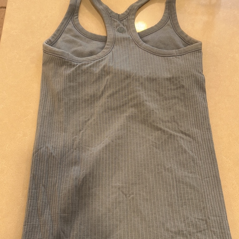 Tank - Picture 2 of 2